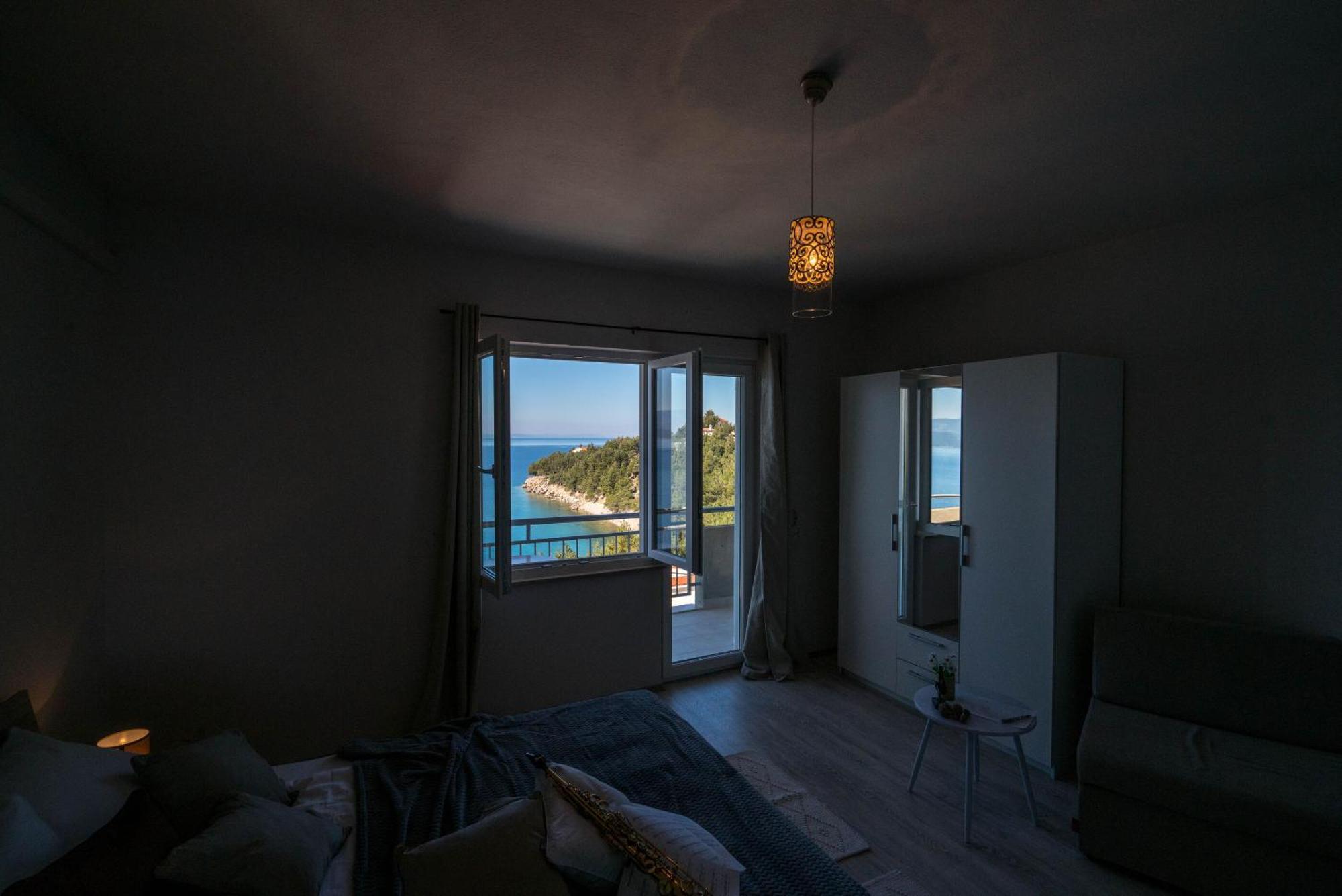 Apartments Sonata Омиш Экстерьер фото