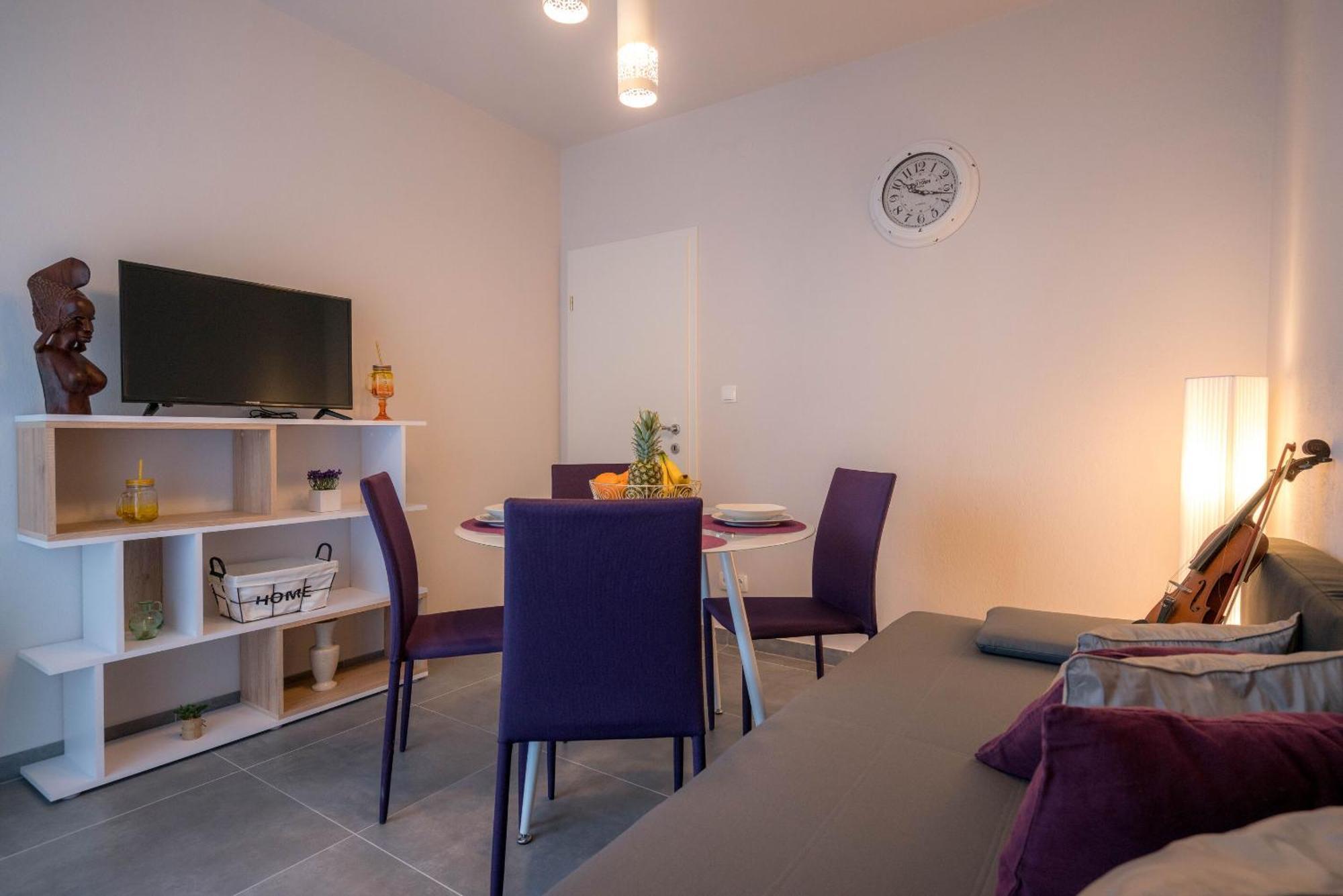 Apartments Sonata Омиш Экстерьер фото