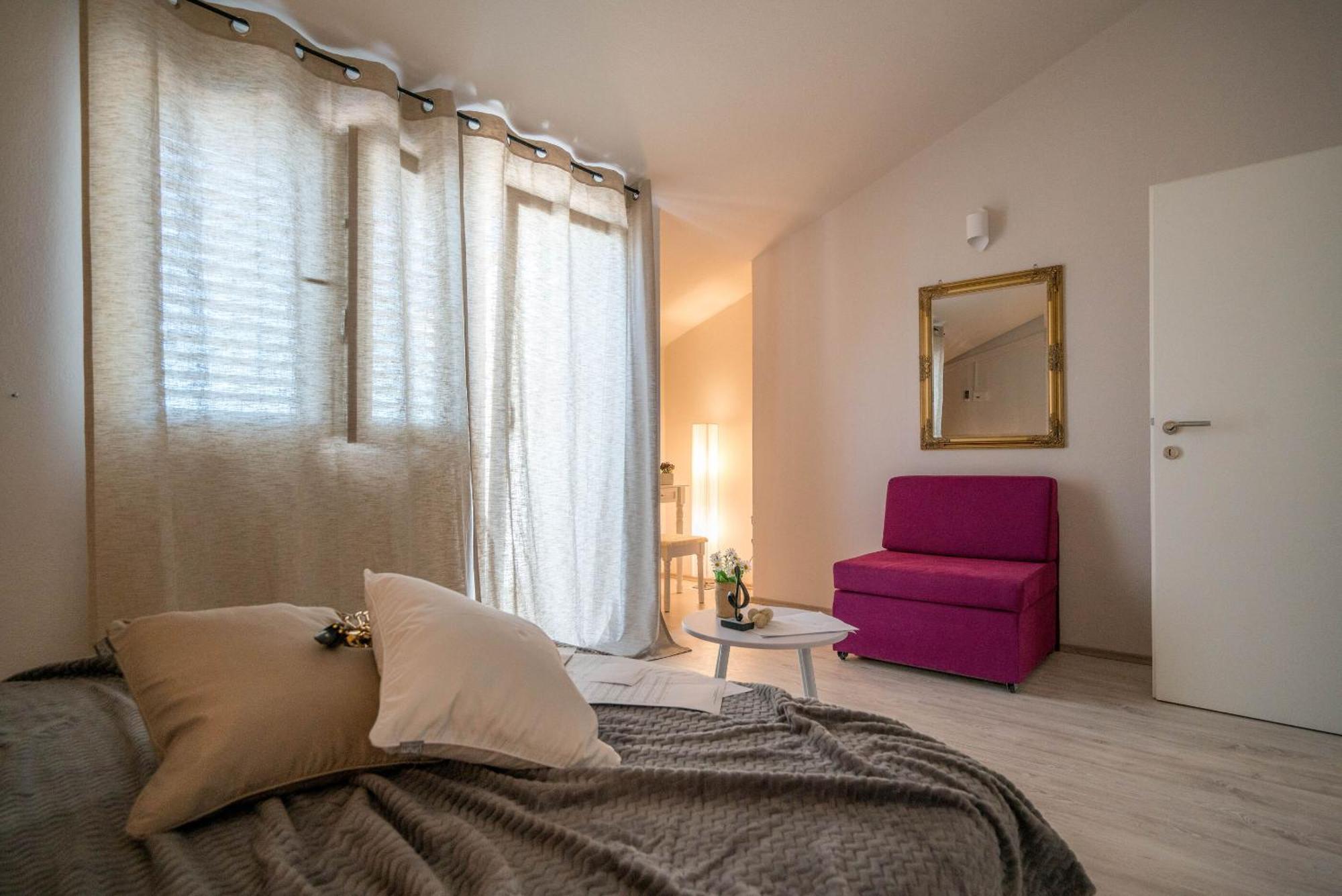 Apartments Sonata Омиш Экстерьер фото