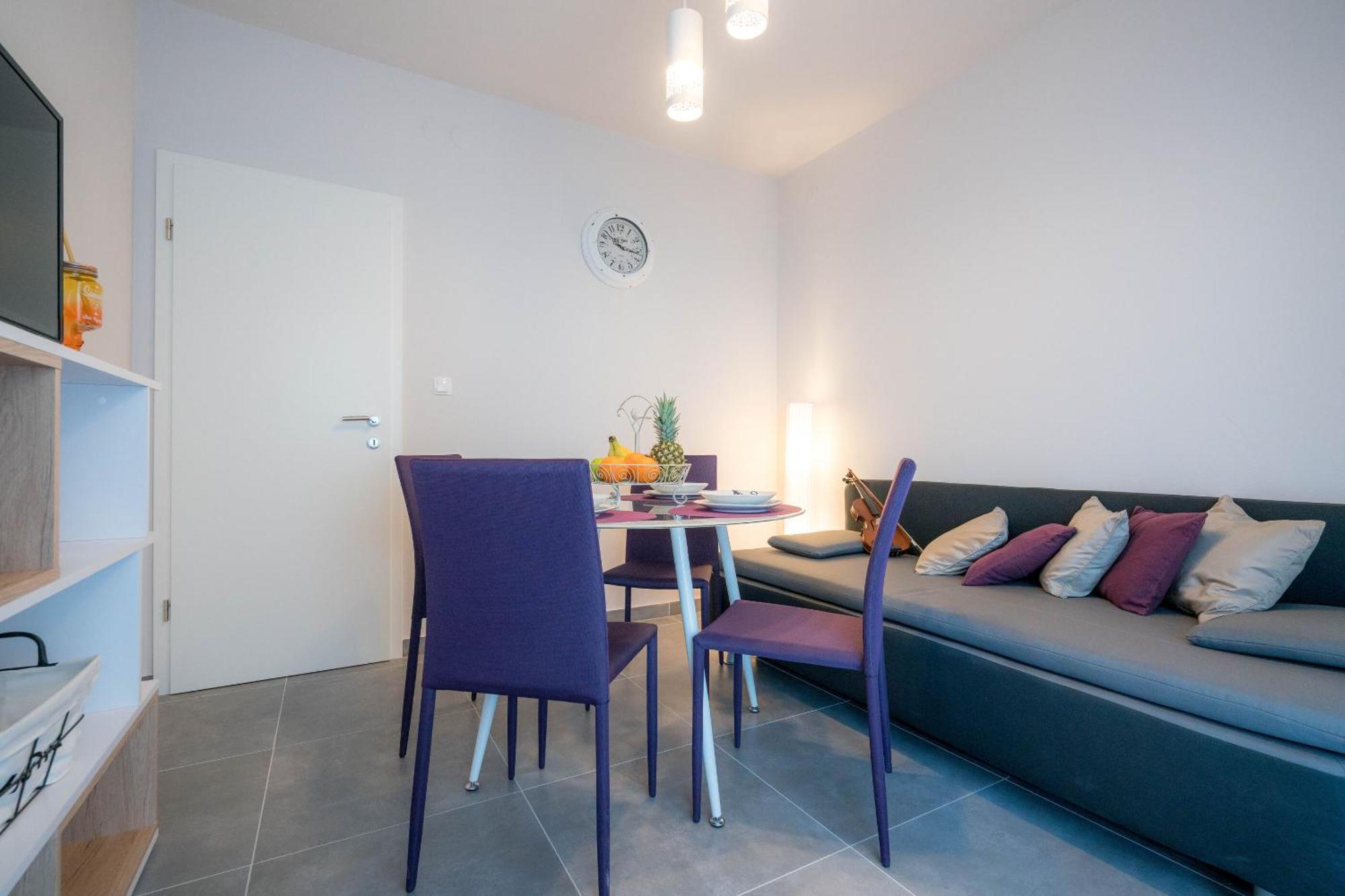 Apartments Sonata Омиш Экстерьер фото