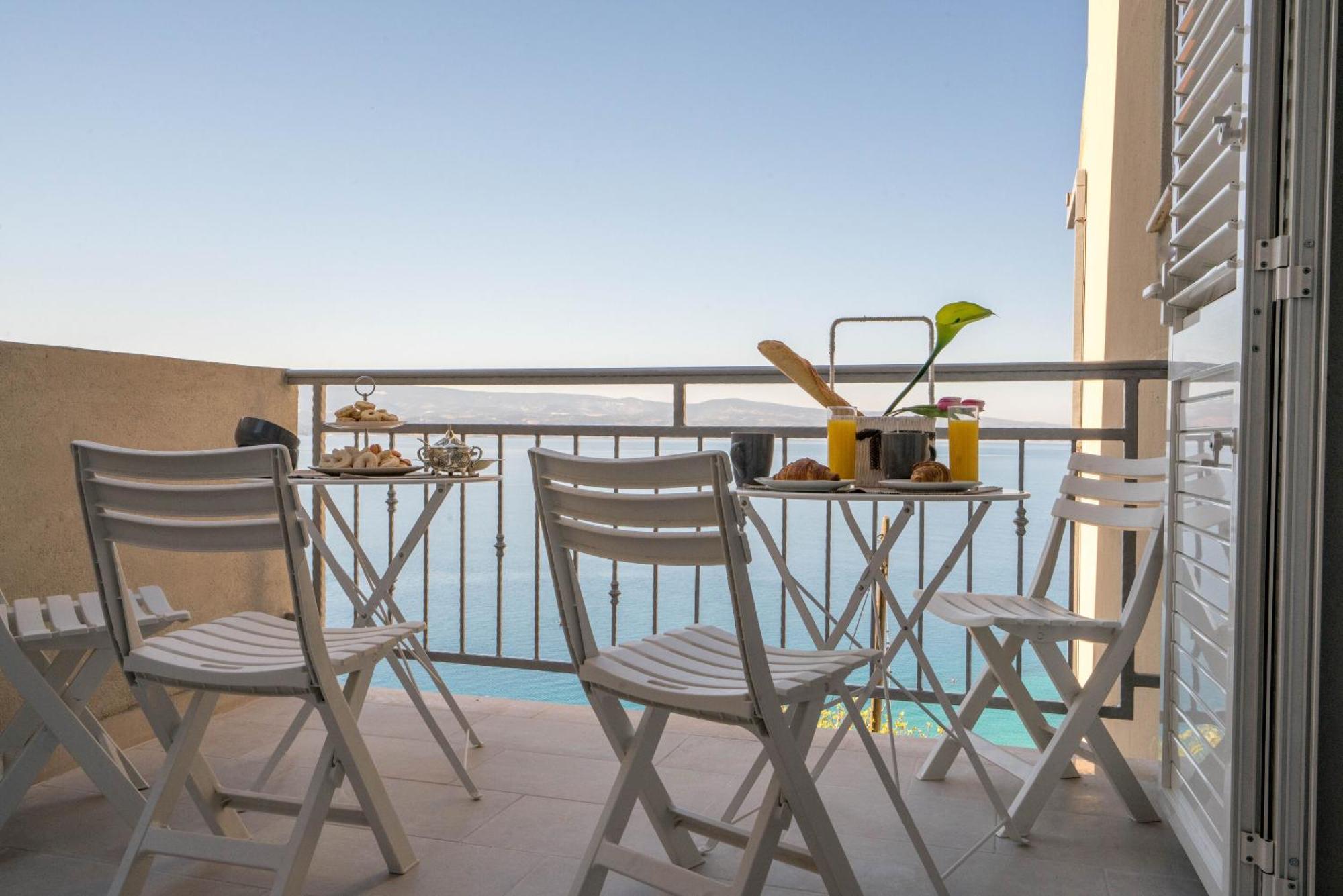 Apartments Sonata Омиш Экстерьер фото