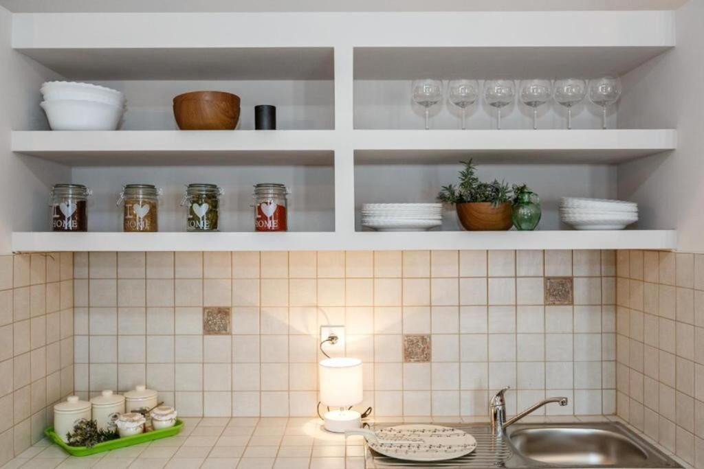 Apartments Sonata Омиш Экстерьер фото