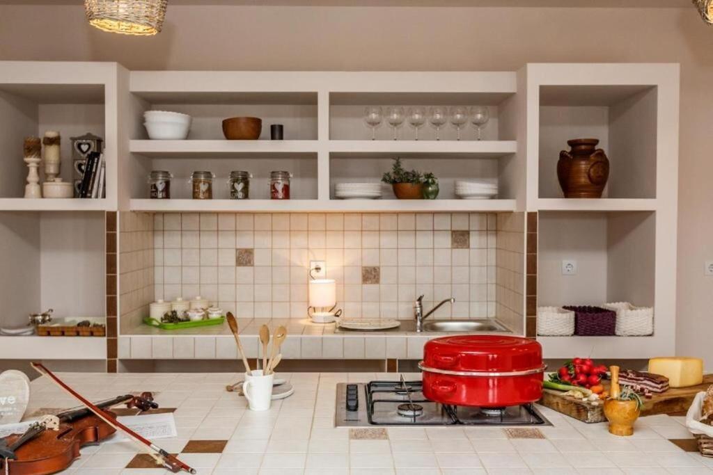 Apartments Sonata Омиш Экстерьер фото